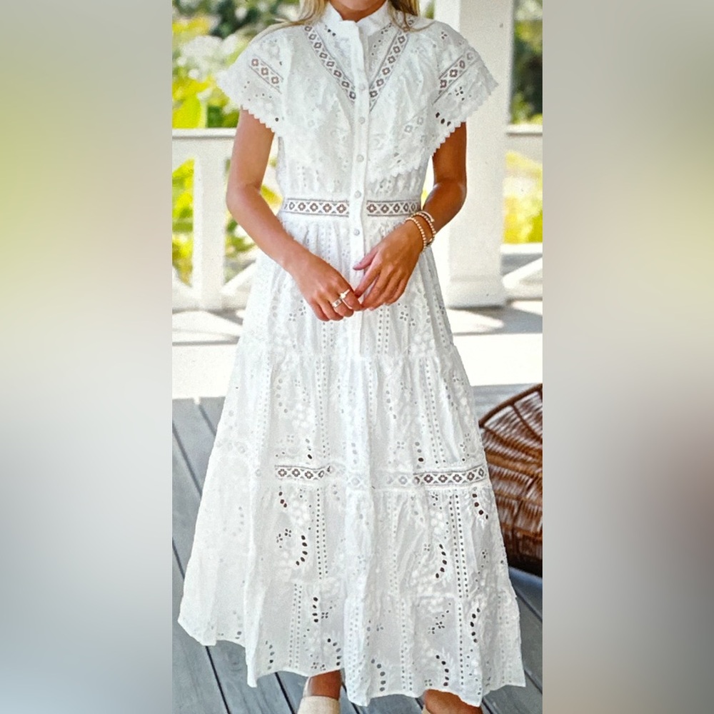 ShopFancyBoutique Sarah Wide Collar Lace Maxi Dress - White